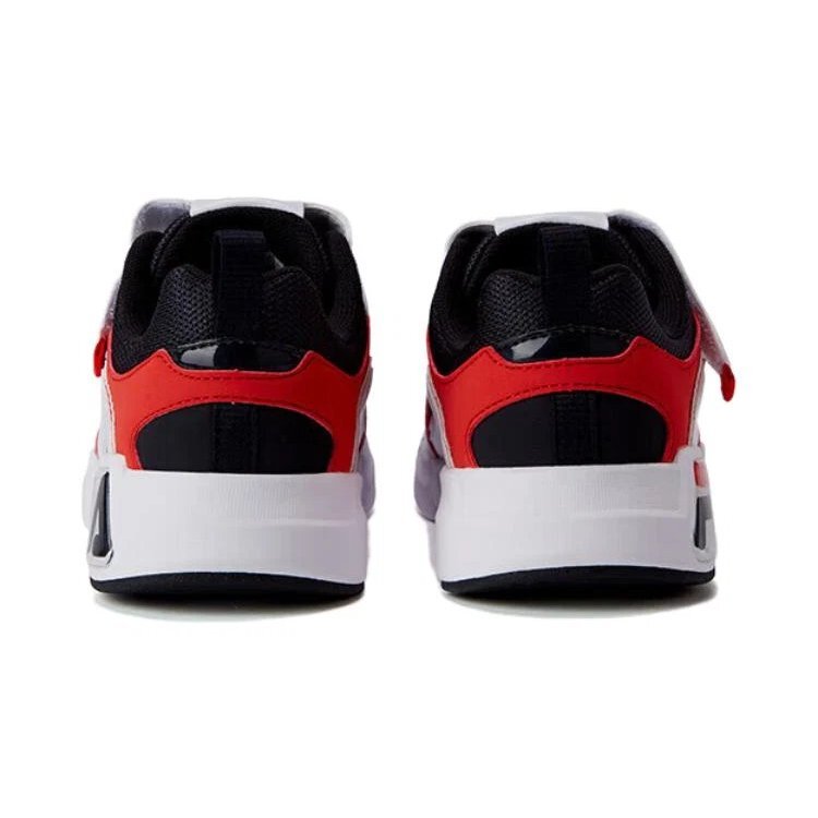 Baskets de sport « Blanc Noir Rouge »