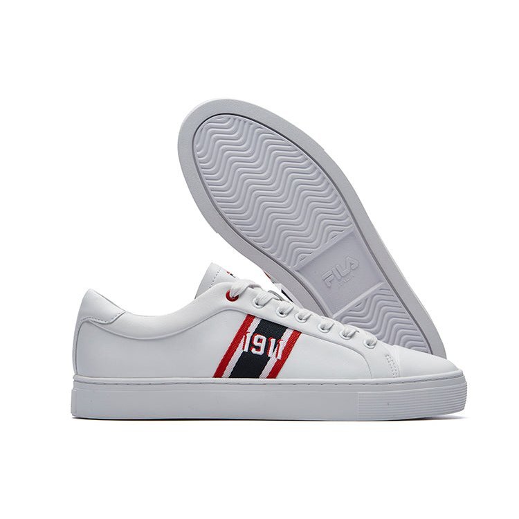 Baskets de ville tendance blanches