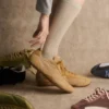 Baskets Ritmo en daim jaune pour femme