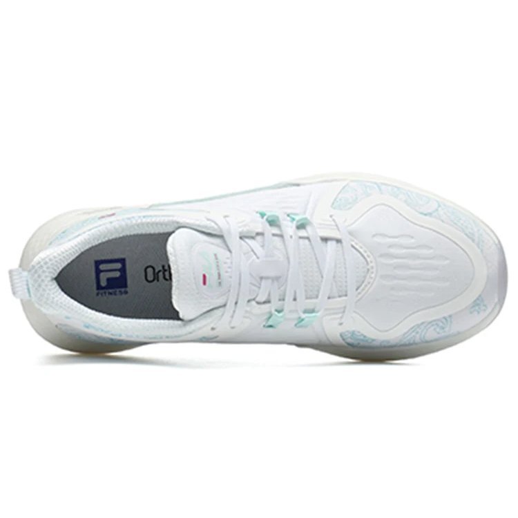 Chaussures de sport basses de training blanches
