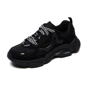 Chaussures de sport et de loisirs