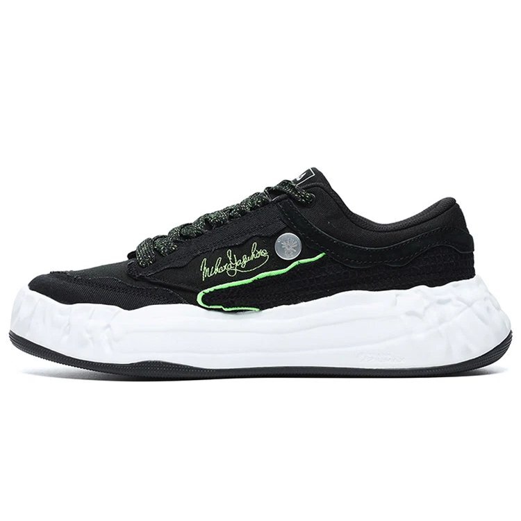 Chaussures en toile FM-15 x Mihara « Noir Blanc »