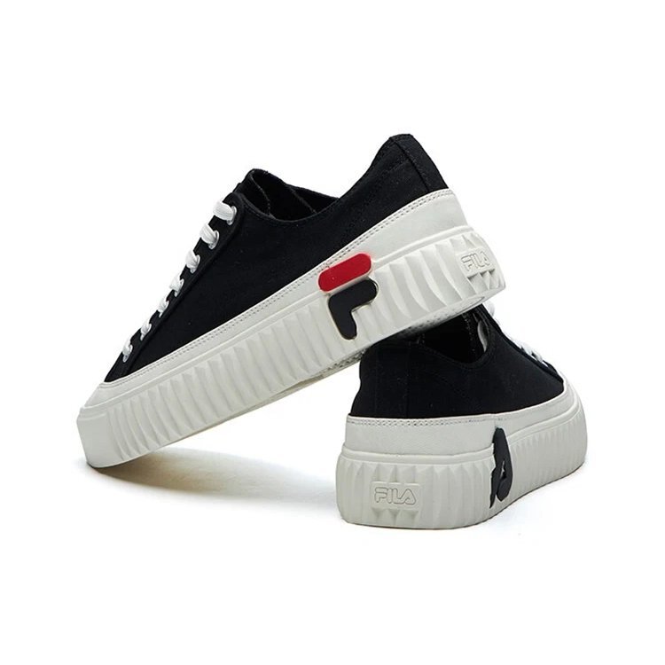 Chaussures en toile Gear Noir