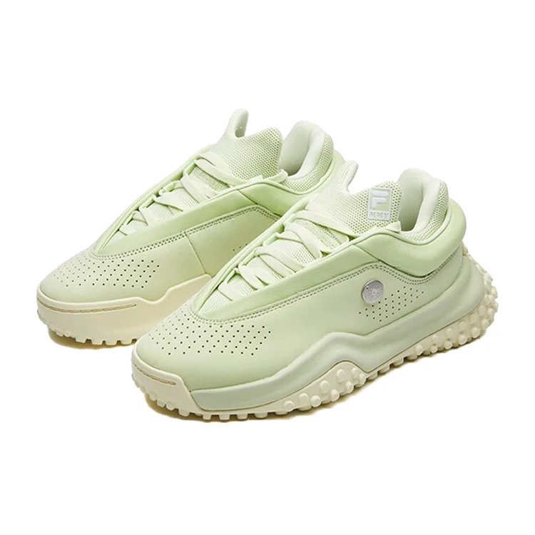 Chaussures Mihara x Fila FM7 à pois, blanches