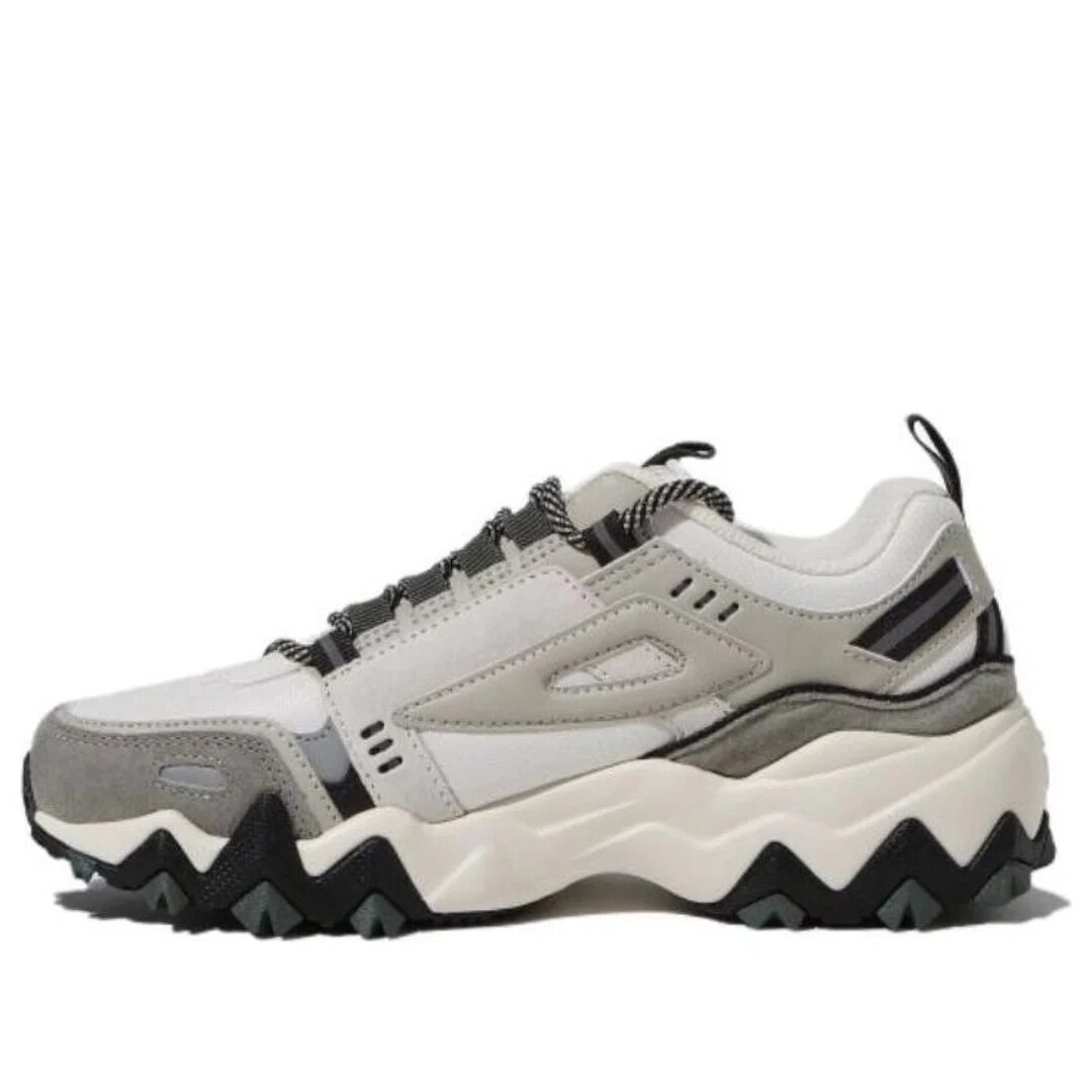 Oakmont TR V2 « Blanc Gris Noir »