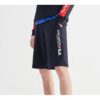 Shorts de sport bleu avec impression du logo en lettres